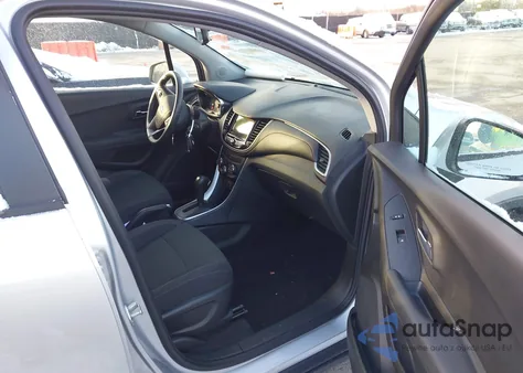 2019 Chevrolet Trax Ls from USA, damaged, VIN 3GNCJKSB6KL217666